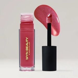 NEW WYN Beauty Acceptance Speech Shimmering Hydrating Lip Gloss in Gracious Full